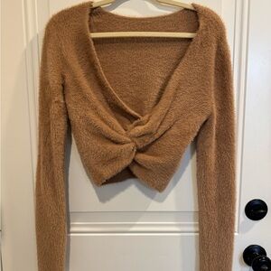 Aeire Cropped Sweater